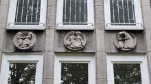 Anneliese Martin-Habig: Reliefs &bdquo;Menschenalter&ldquo; (1952)